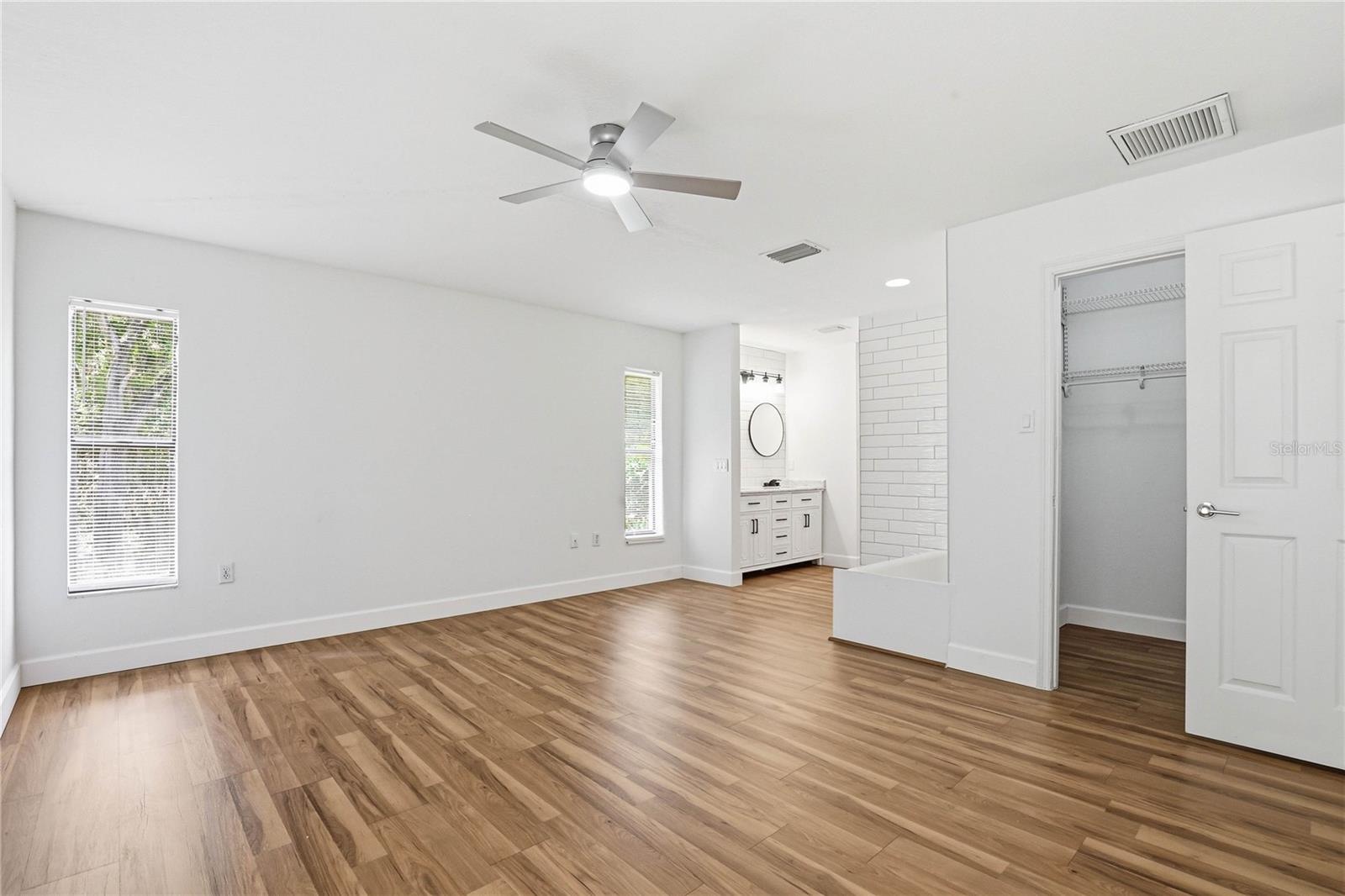 WENDEL WOOD - Residential