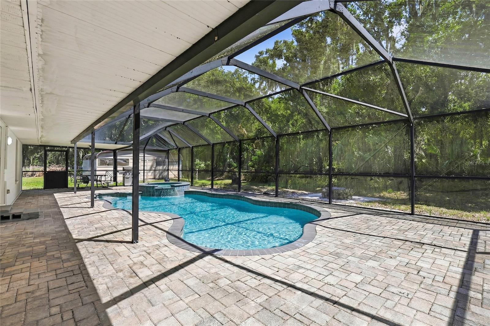 WENDEL WOOD - Residential