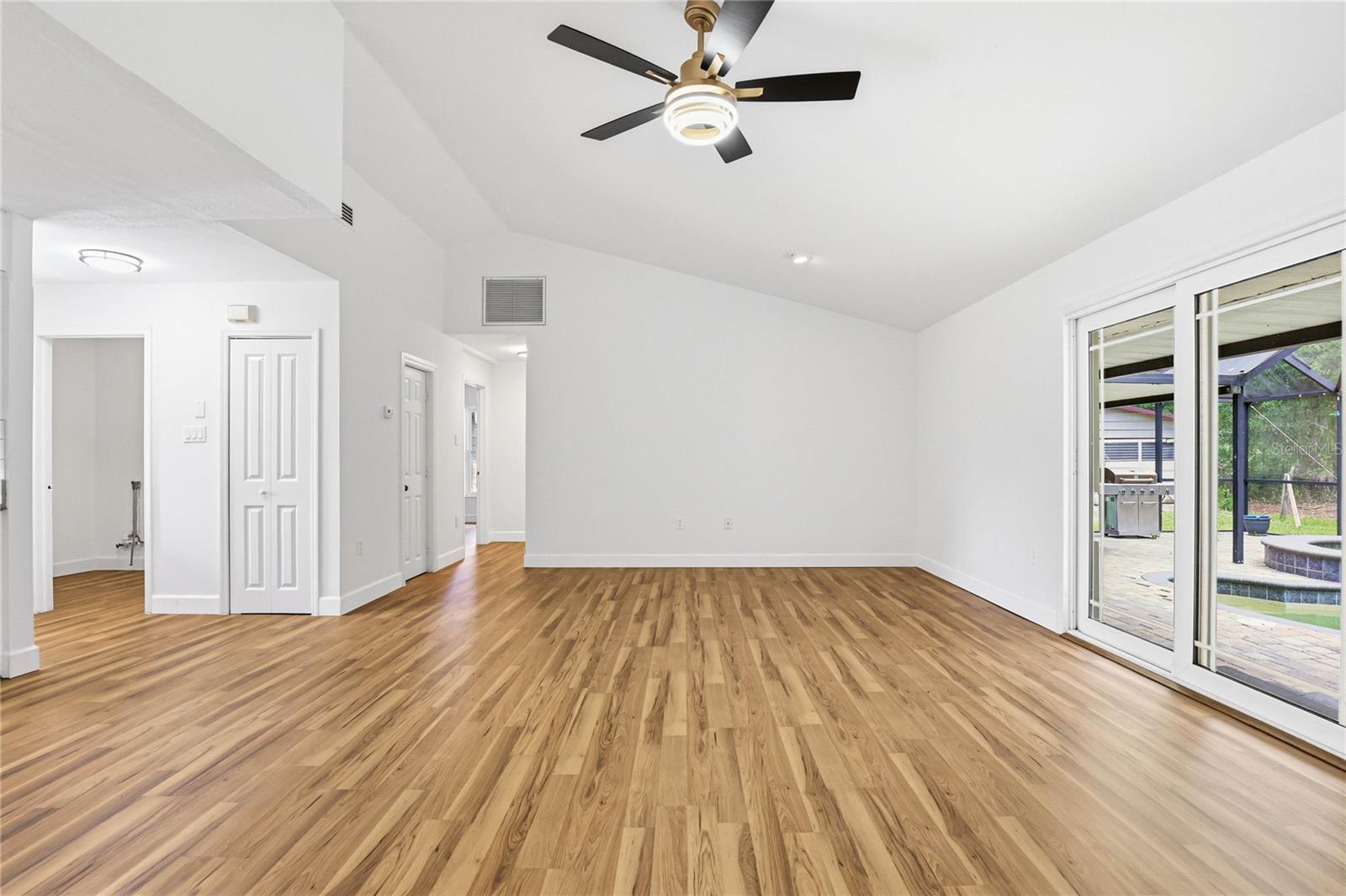 WENDEL WOOD - Residential