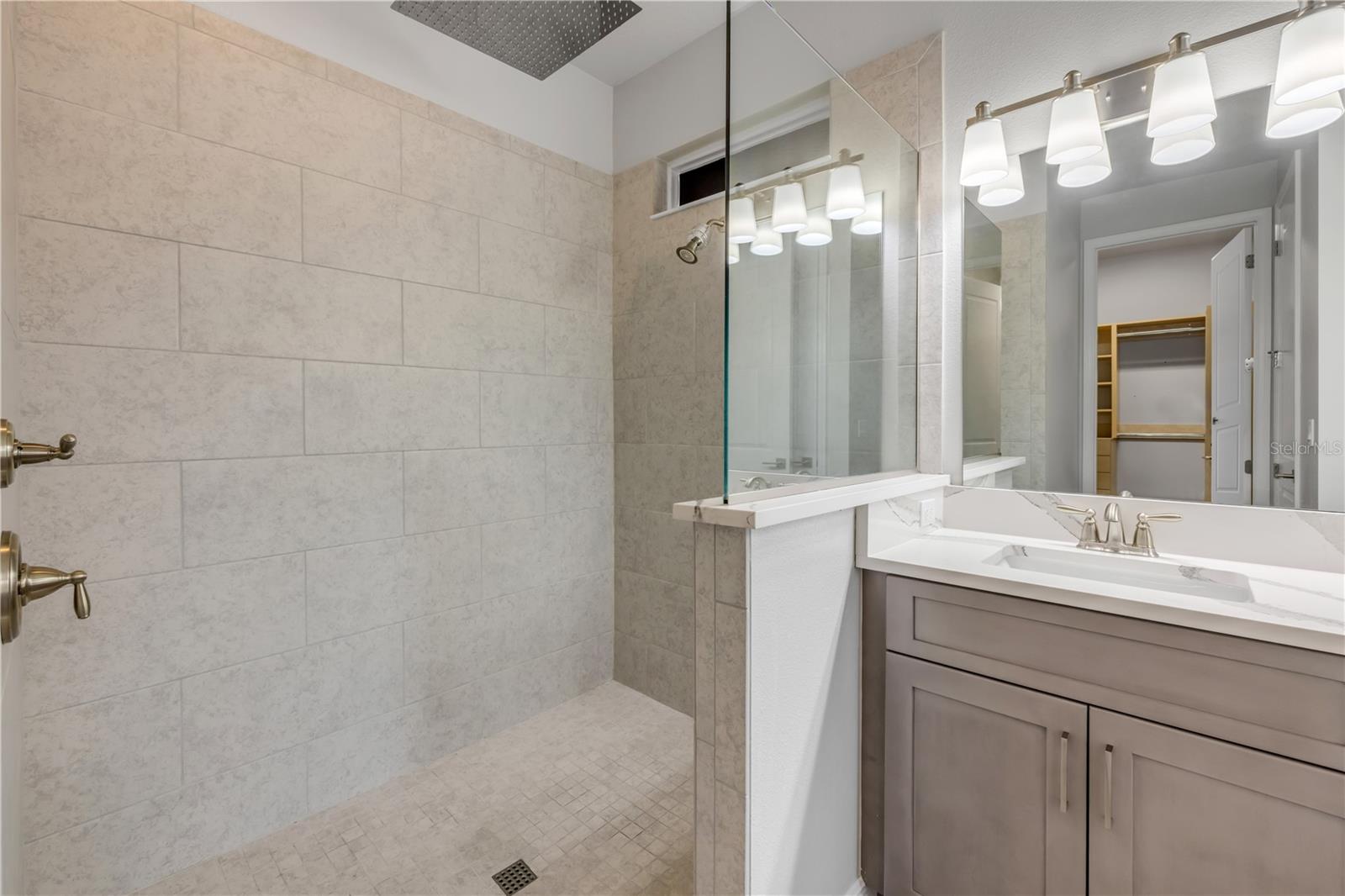 PALMS PH 4 - Residential