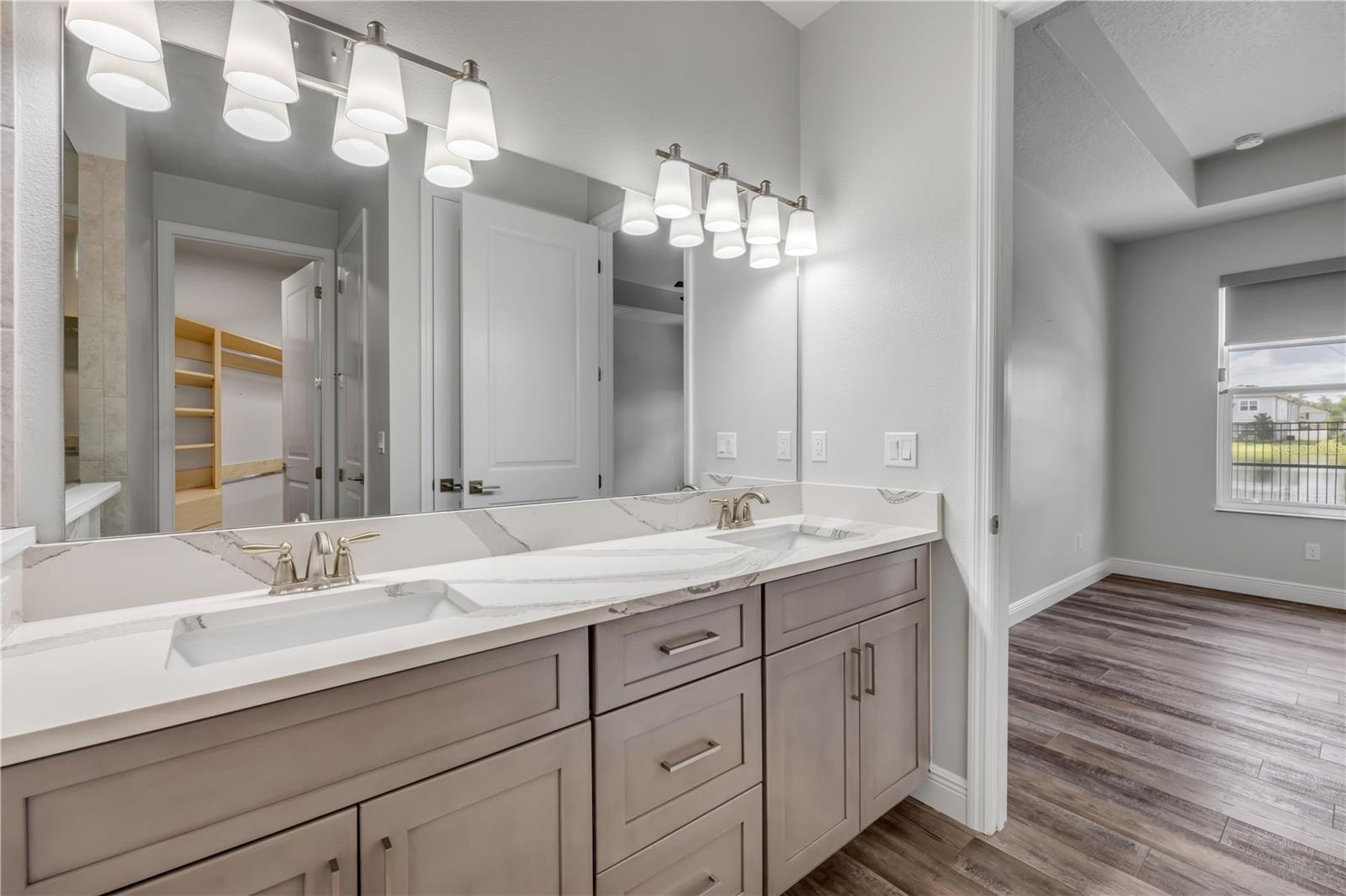 PALMS PH 4 - Residential