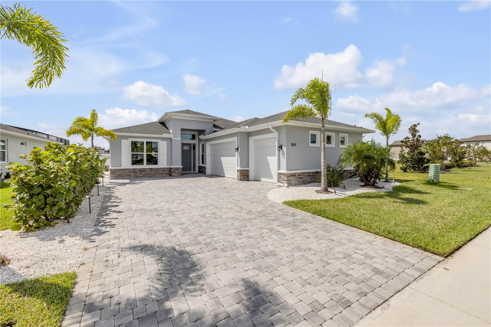 PALMS PH 4 - Residential