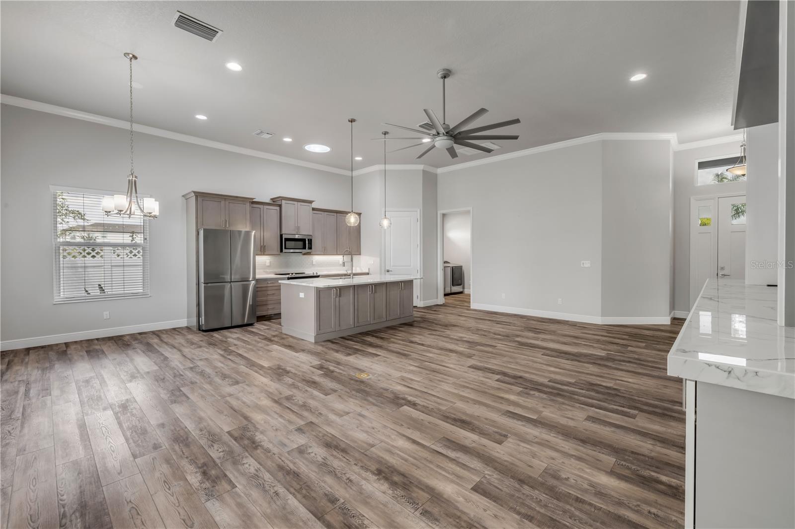 PALMS PH 4 - Residential