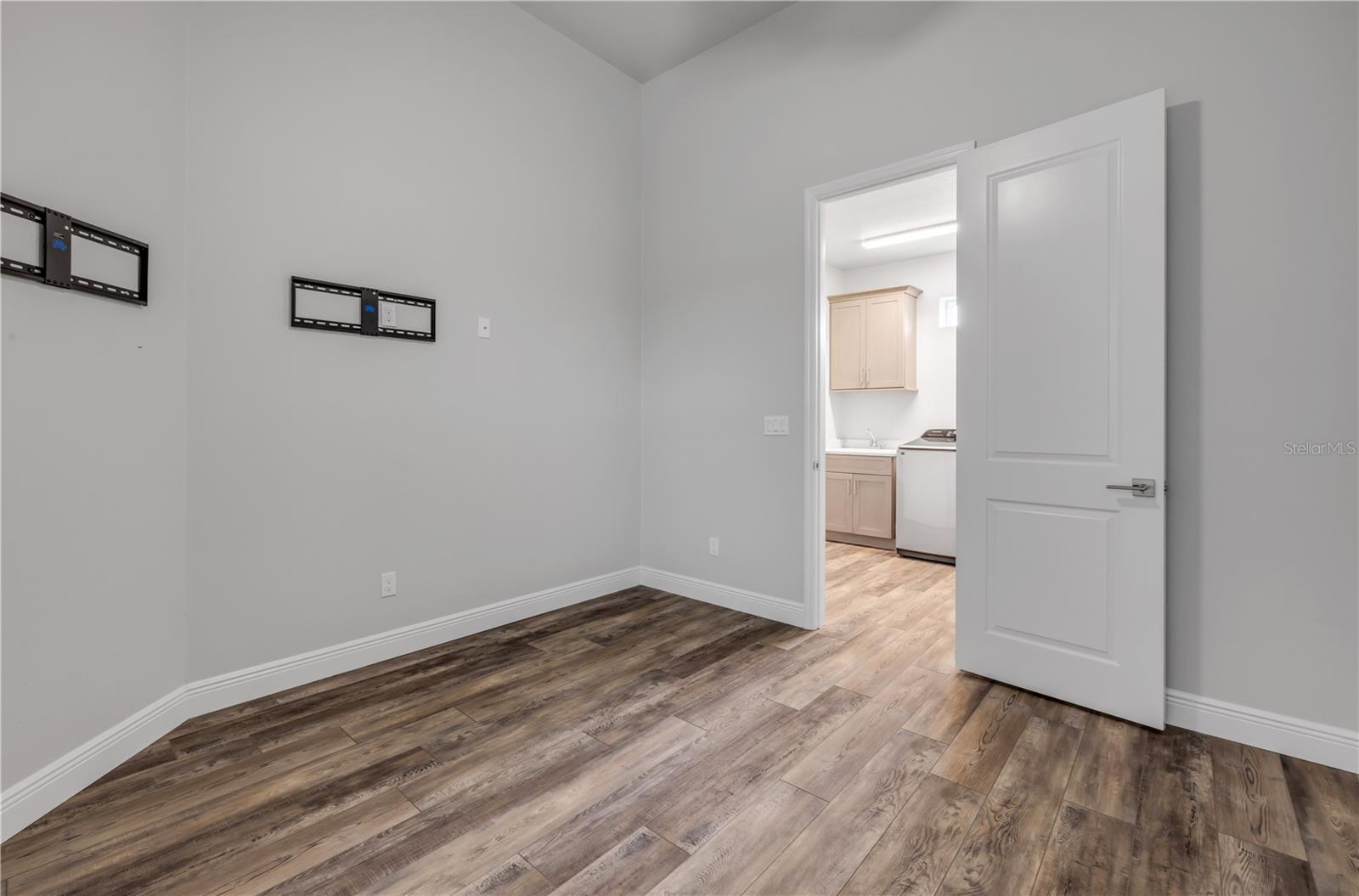 PALMS PH 4 - Residential