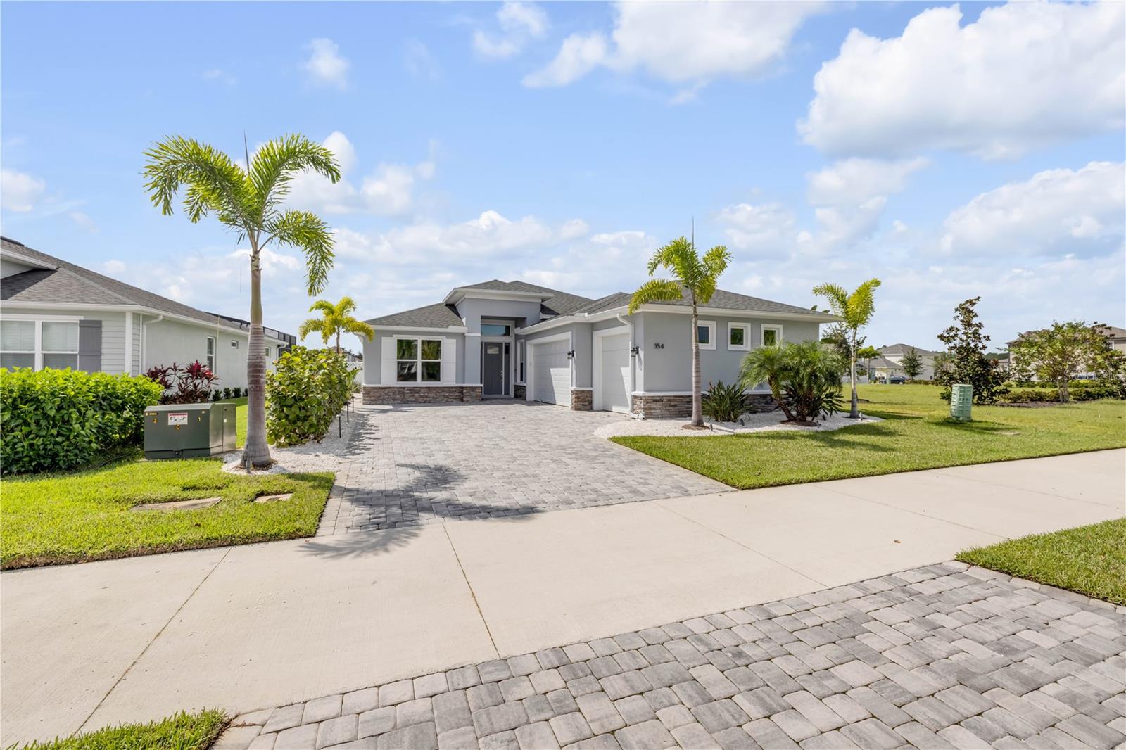 PALMS PH 4 - Residential