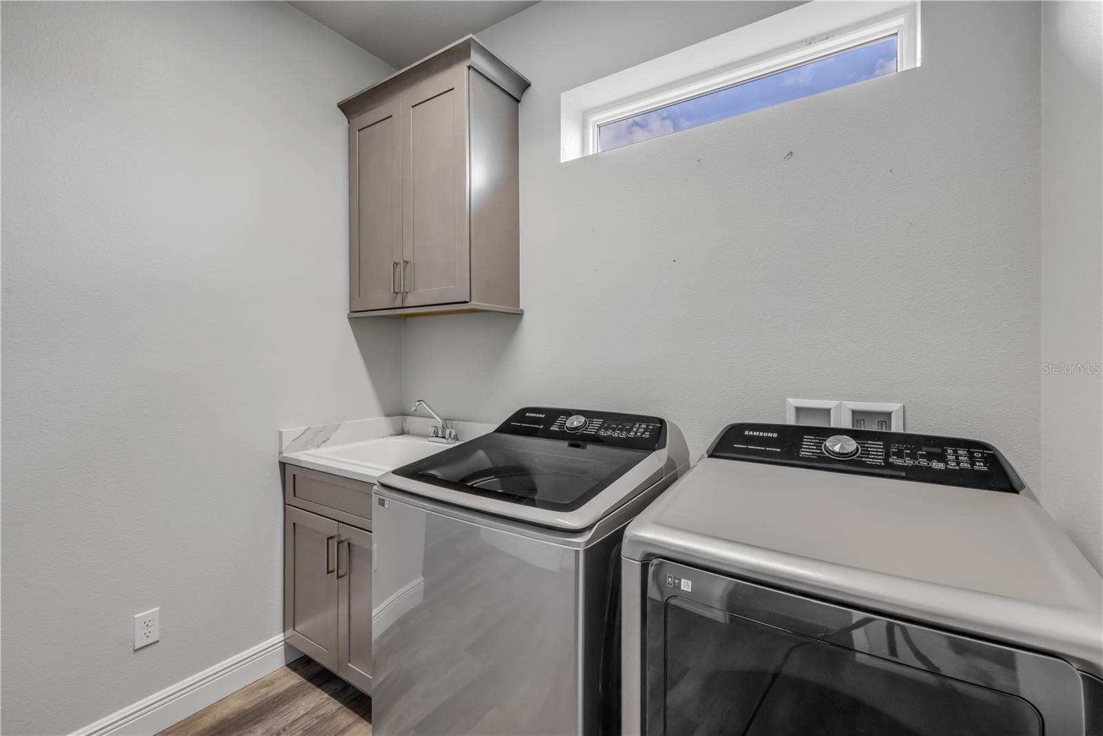 PALMS PH 4 - Residential