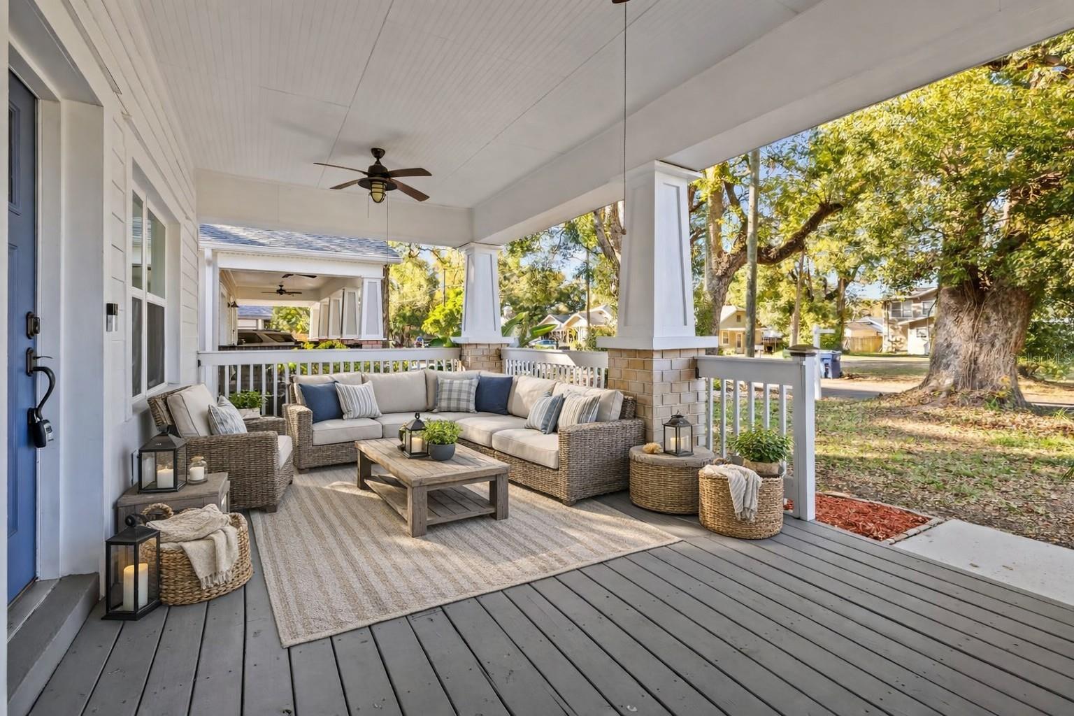 1105 E GENESEE STREET