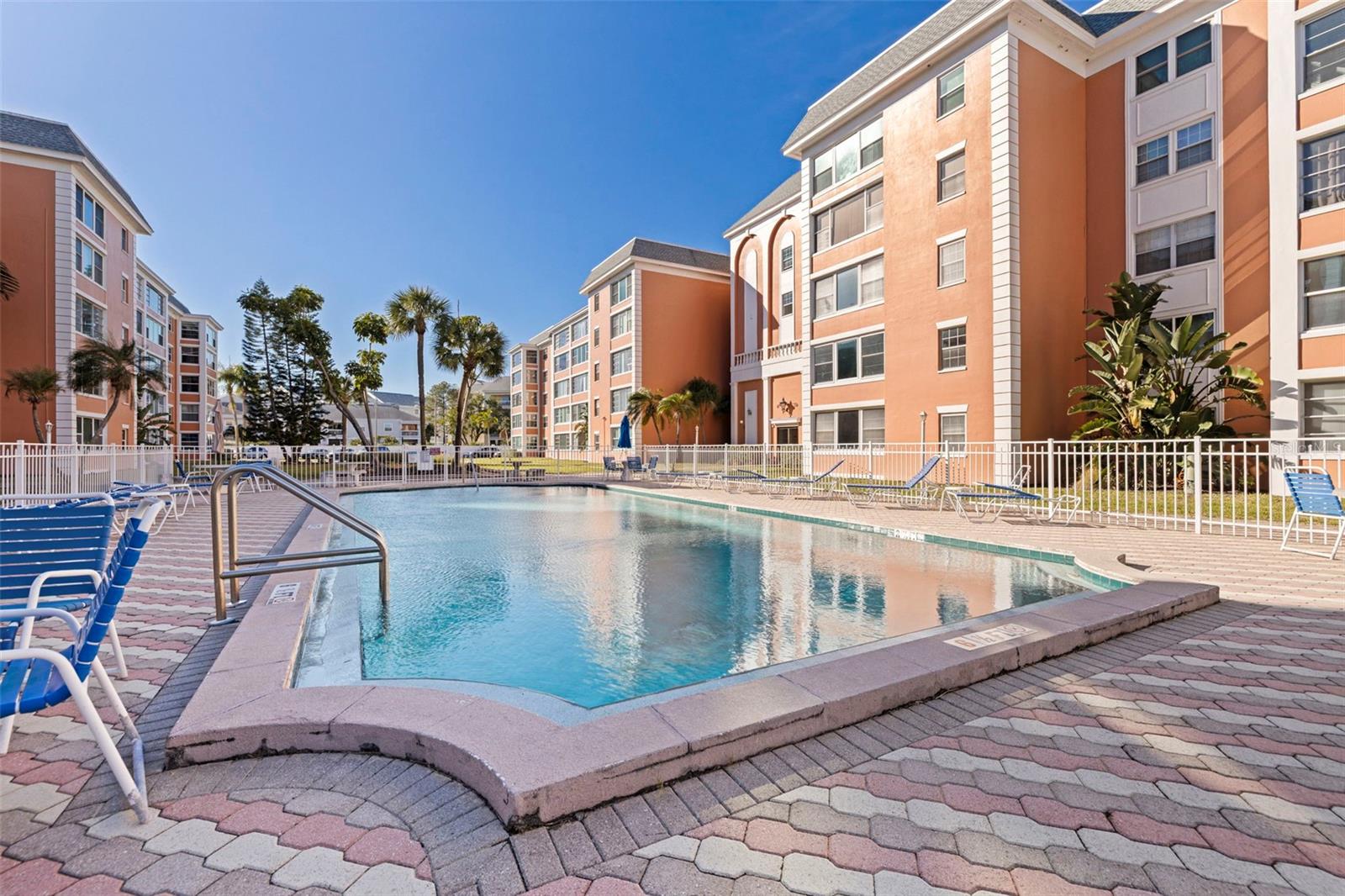 CROSSWINDS COLONY ONE CONDO - Residential