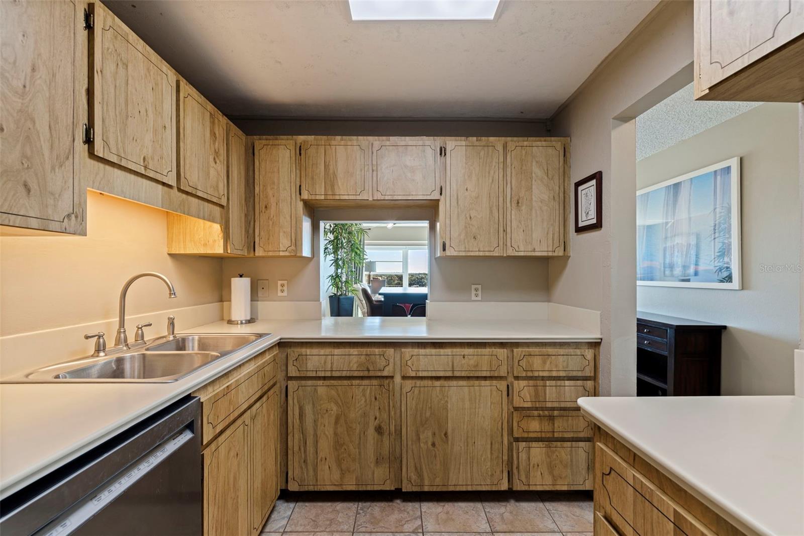 CROSSWINDS COLONY ONE CONDO - Residential