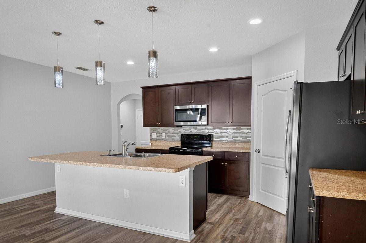 SABAL LAKES - Residential