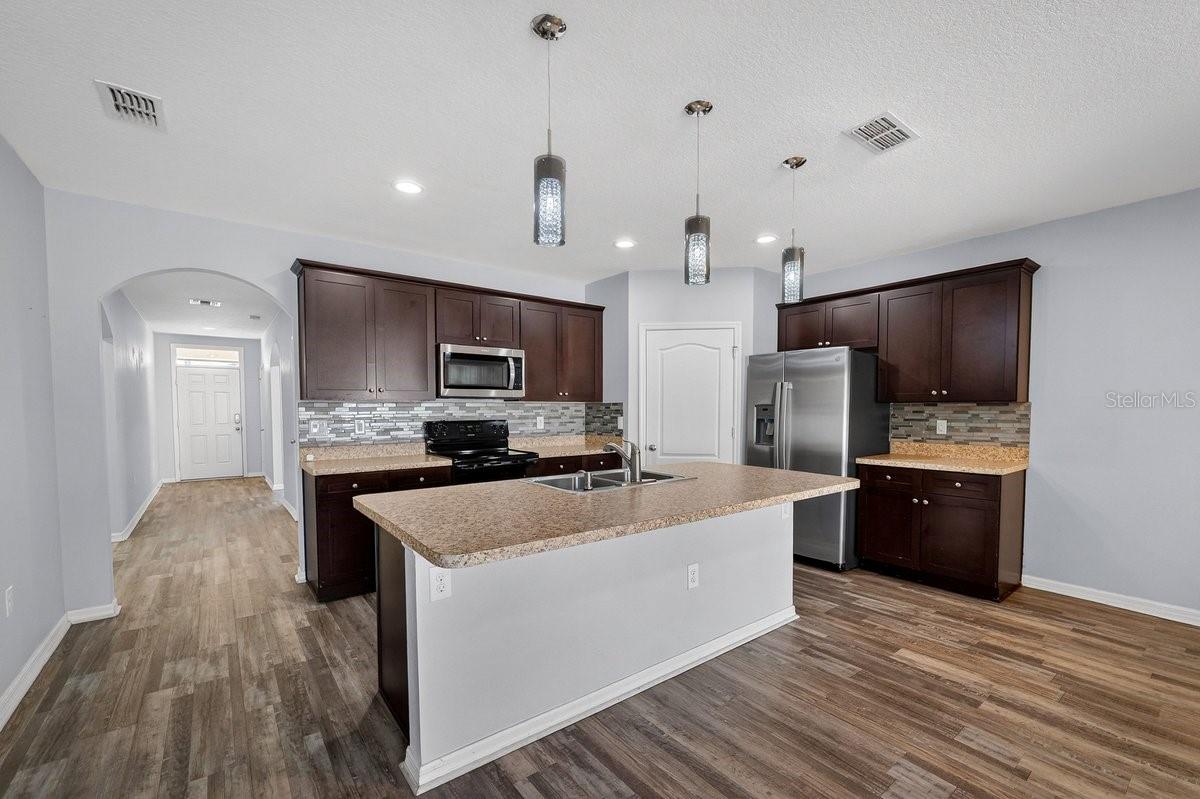 SABAL LAKES - Residential