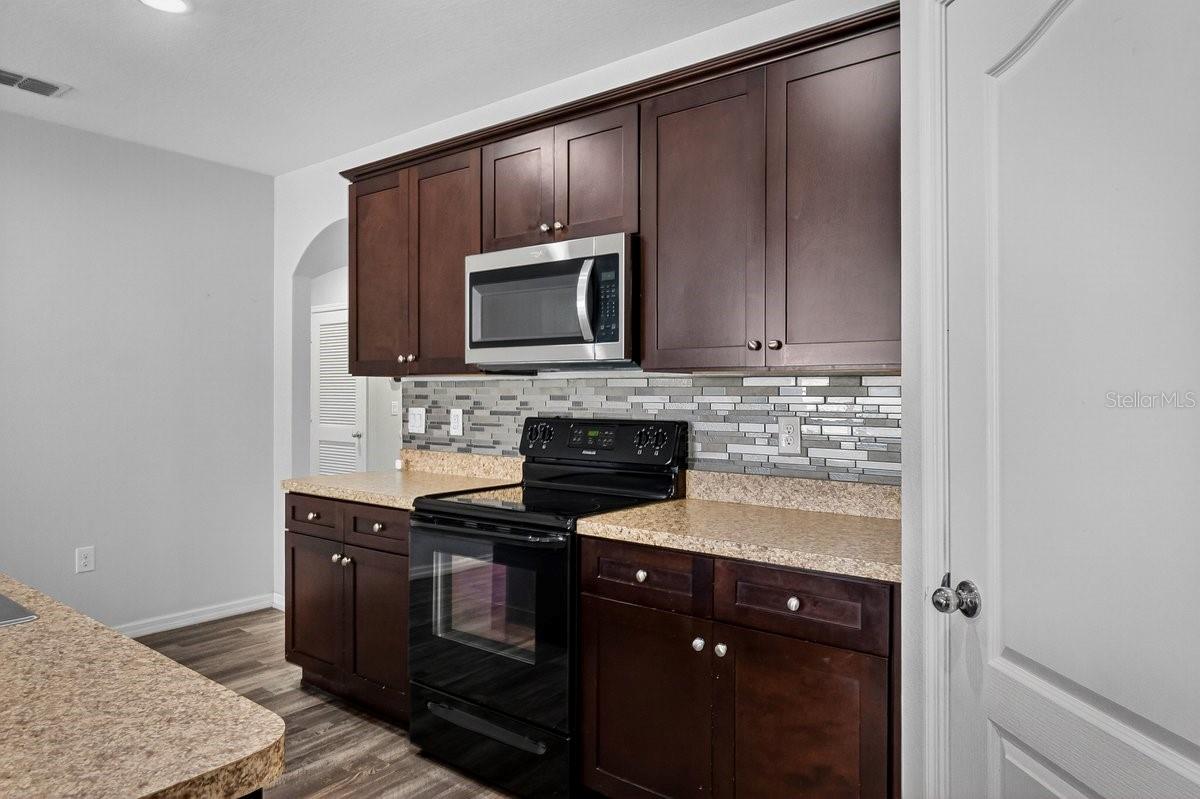 SABAL LAKES - Residential