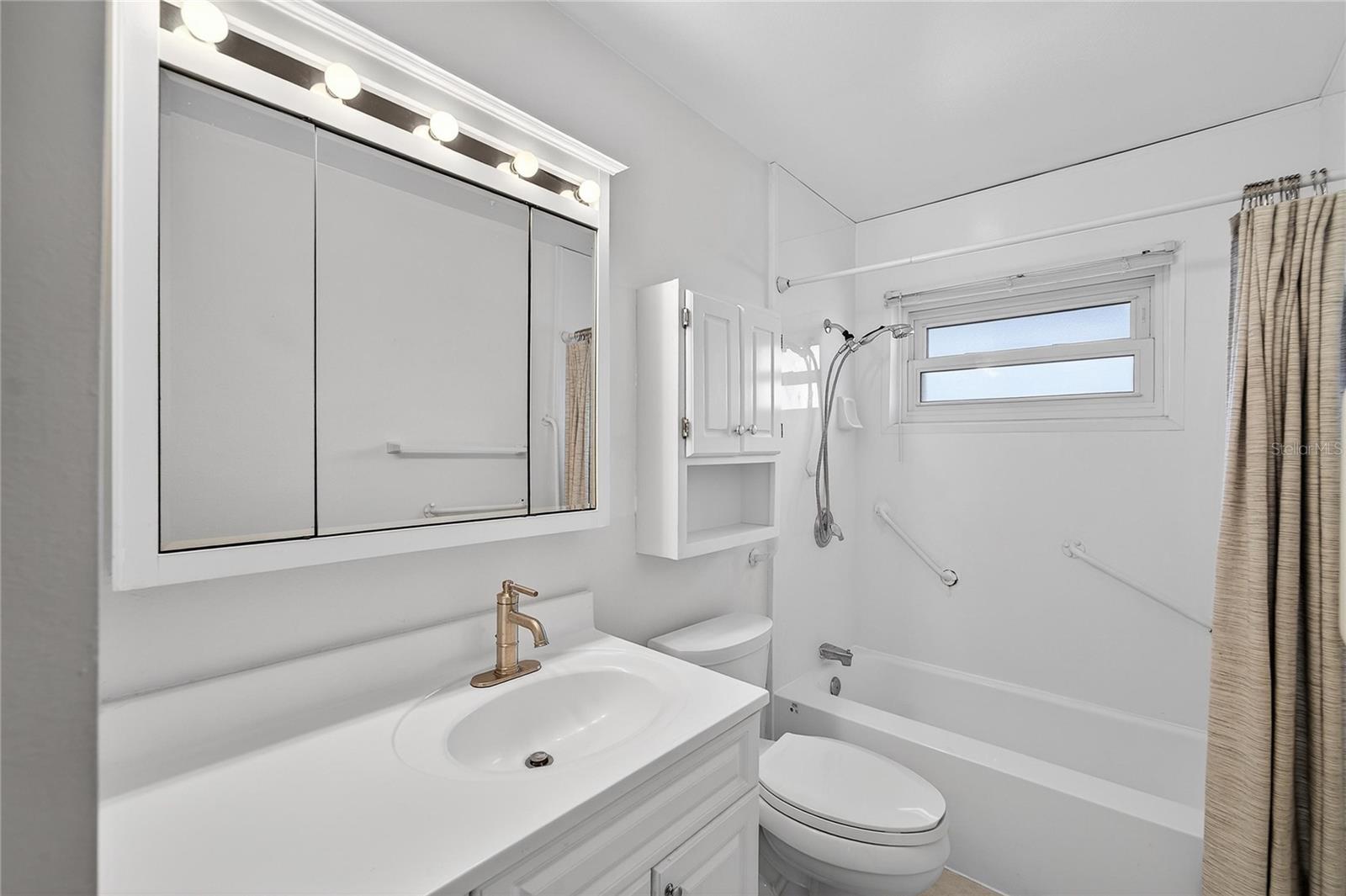 DEL WEBBS SUN CITY FLORIDA UN - Residential