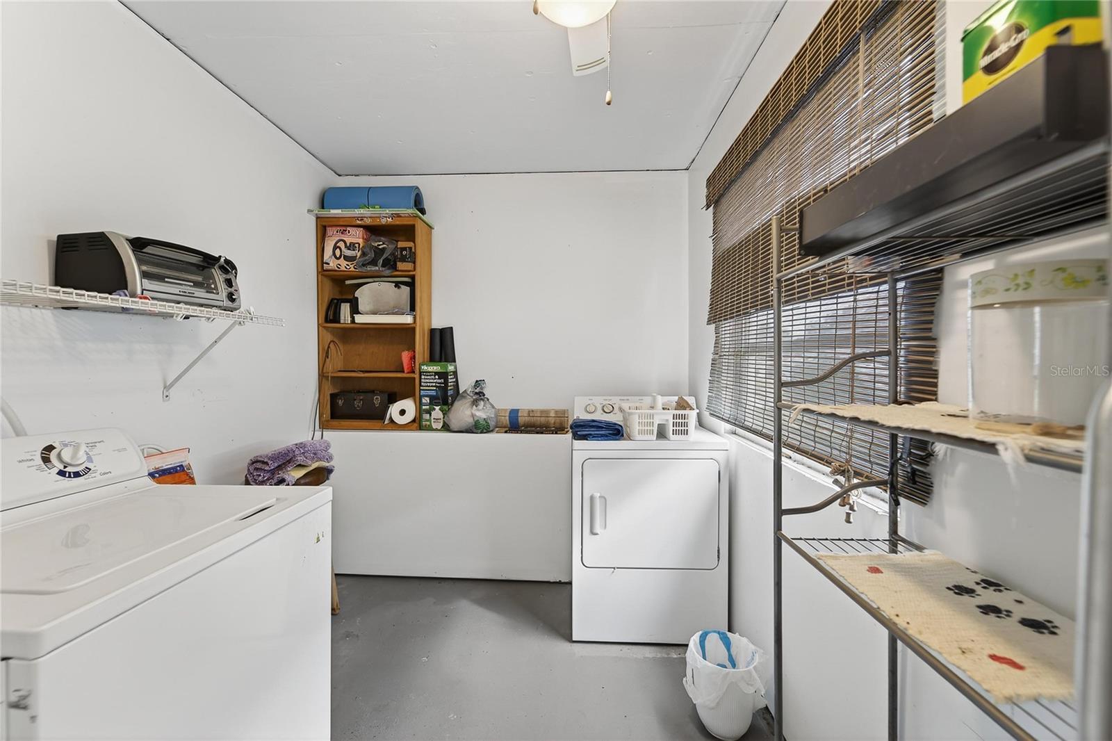 DEL WEBBS SUN CITY FLORIDA UN - Residential