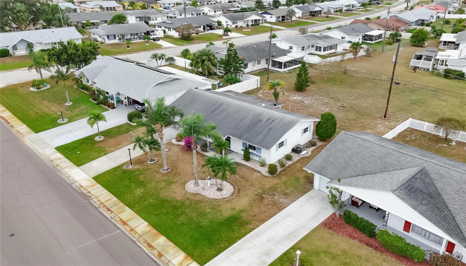 DEL WEBBS SUN CITY FLORIDA UN - Residential