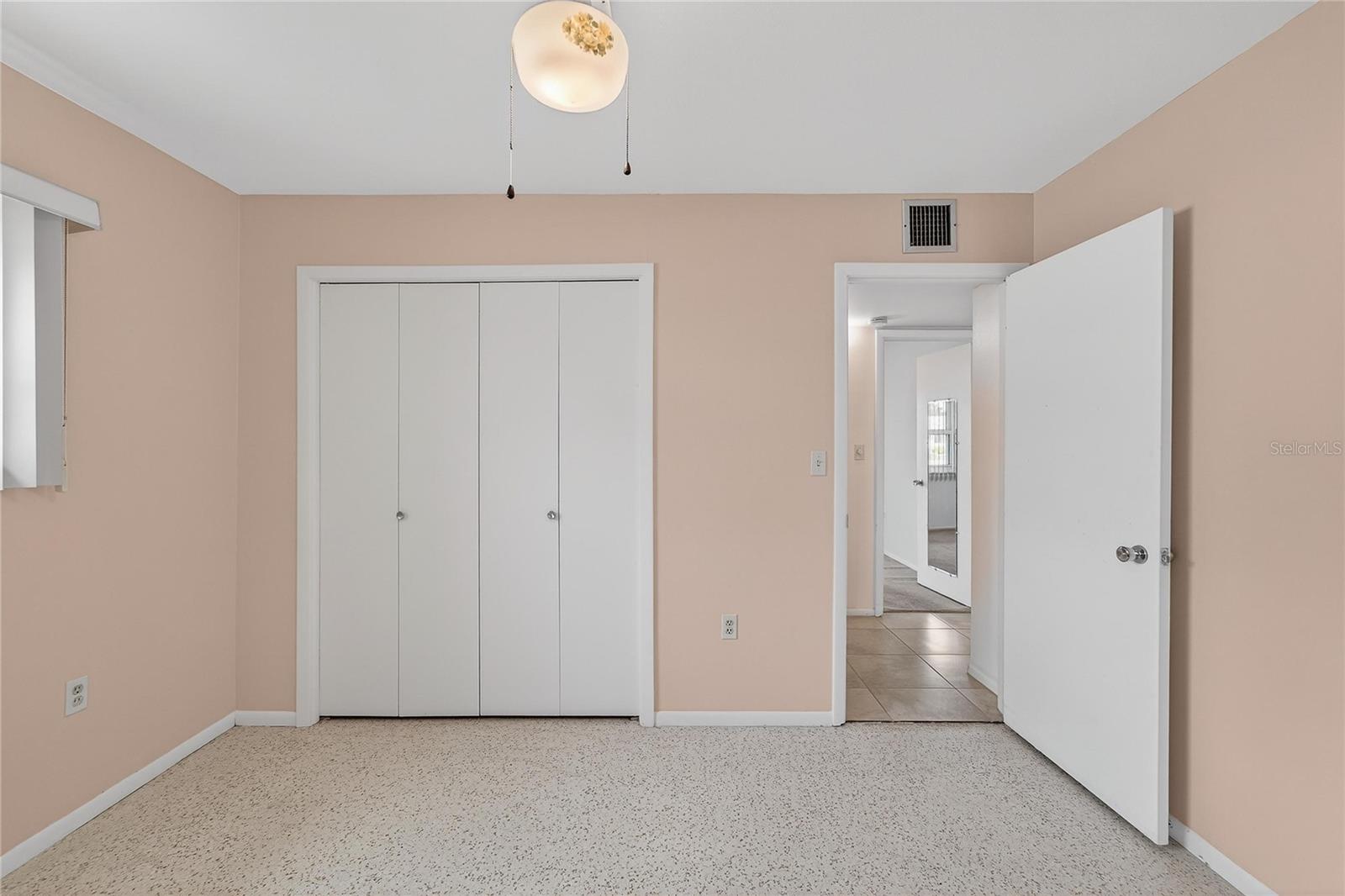 DEL WEBBS SUN CITY FLORIDA UN - Residential