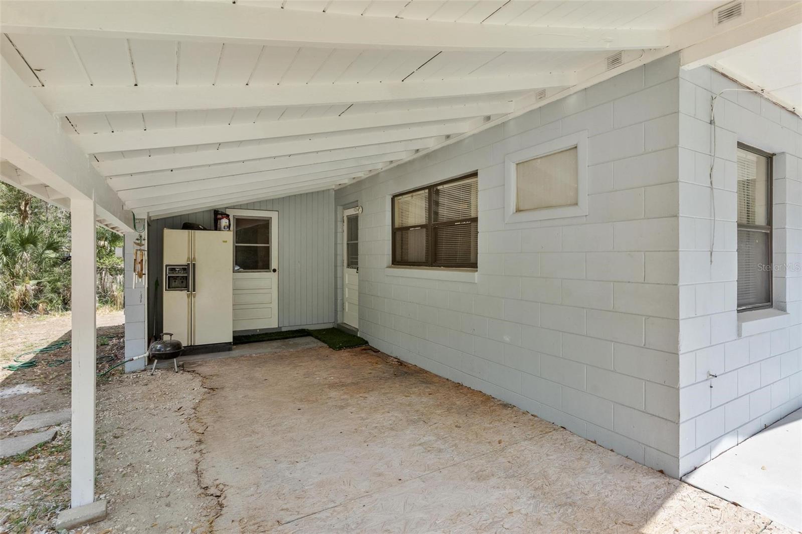 FRUITLAND PARK PARK ACRES - Residential