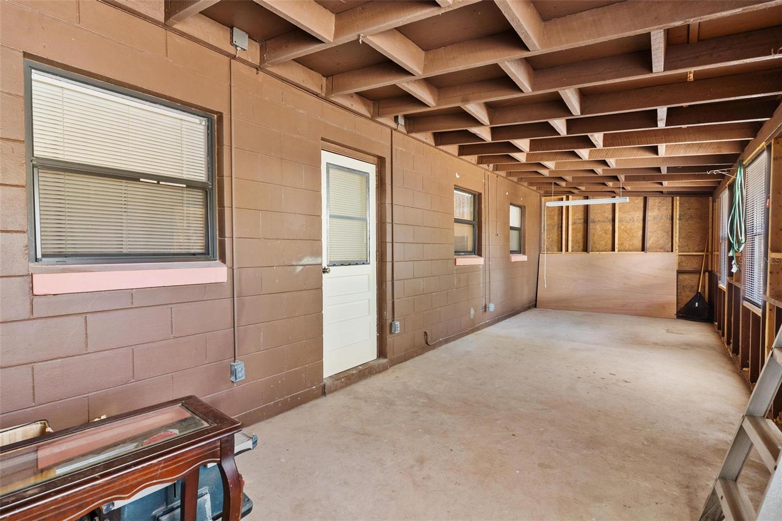 FRUITLAND PARK PARK ACRES - Residential