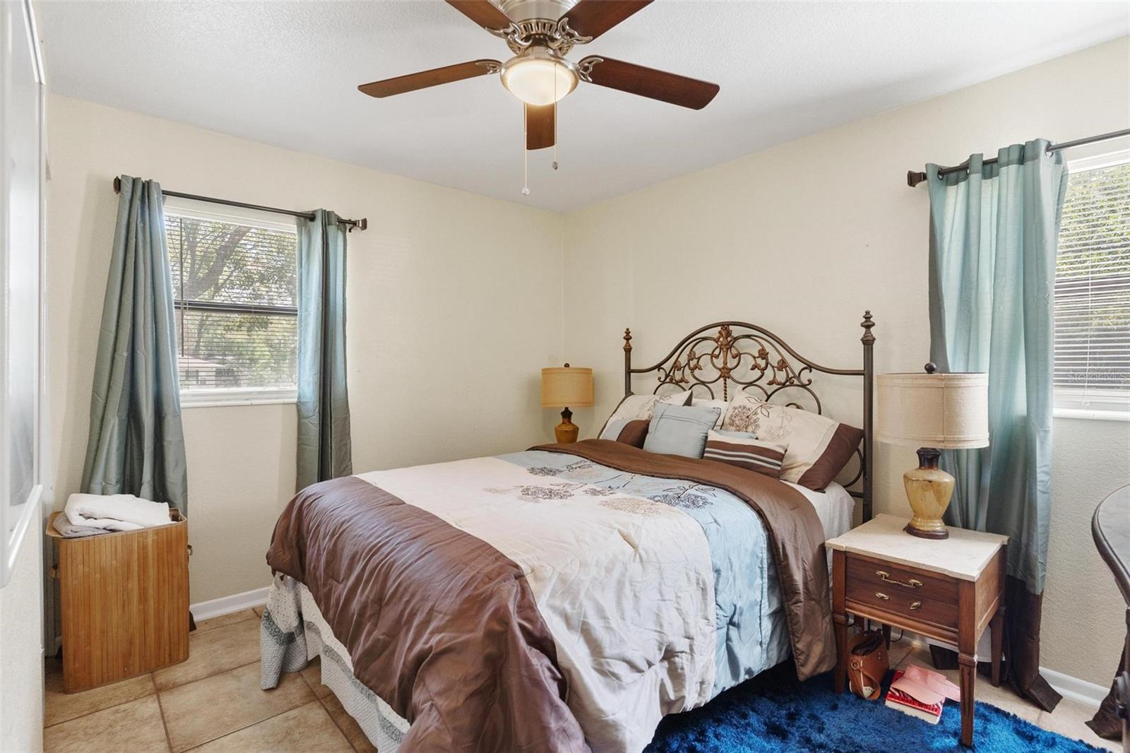 FRUITLAND PARK PARK ACRES - Residential