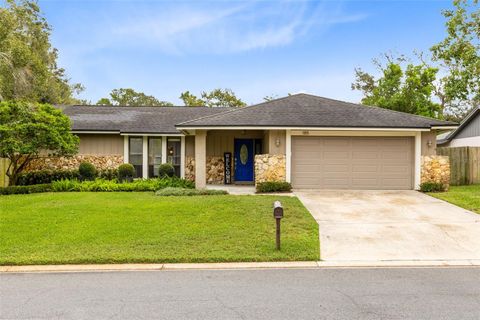 A home in LONGWOOD