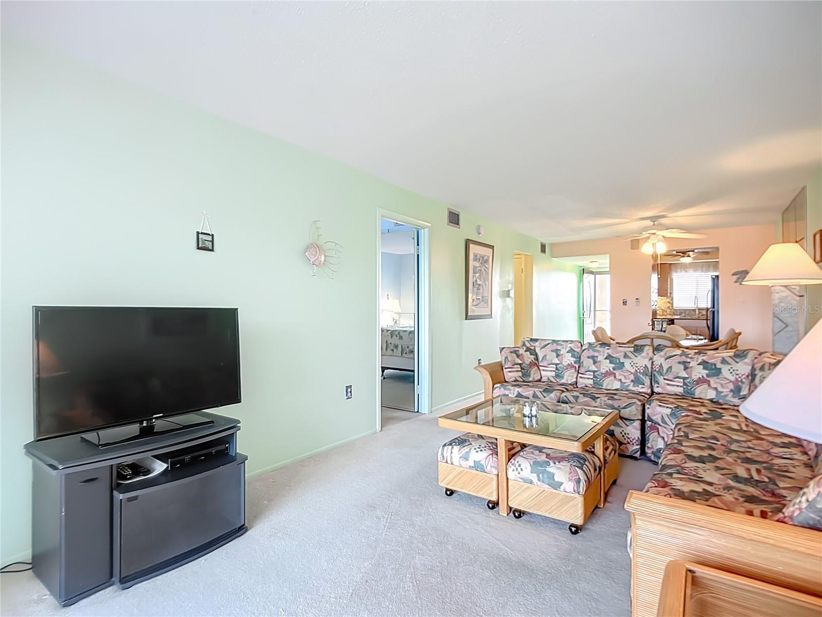 BAYSHORE ON THE LAKE APTS II SEC 1 - Residential