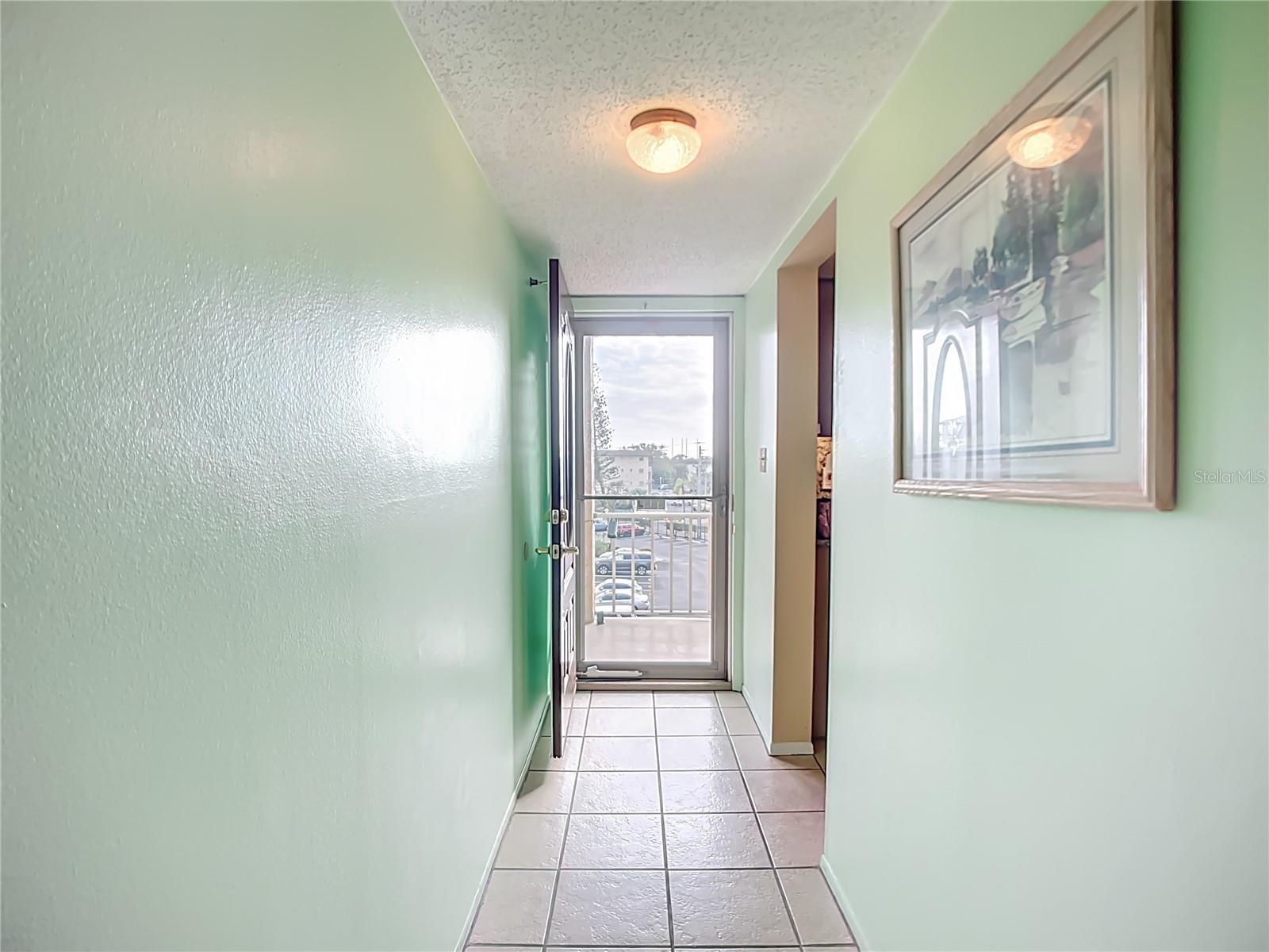 BAYSHORE ON THE LAKE APTS II SEC 1 - Residential