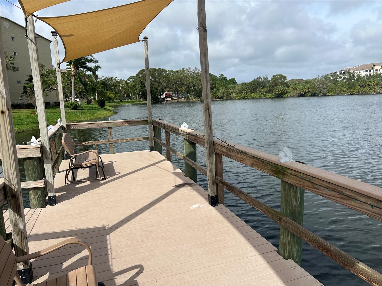 BAYSHORE ON THE LAKE APTS II SEC 1 - Residential