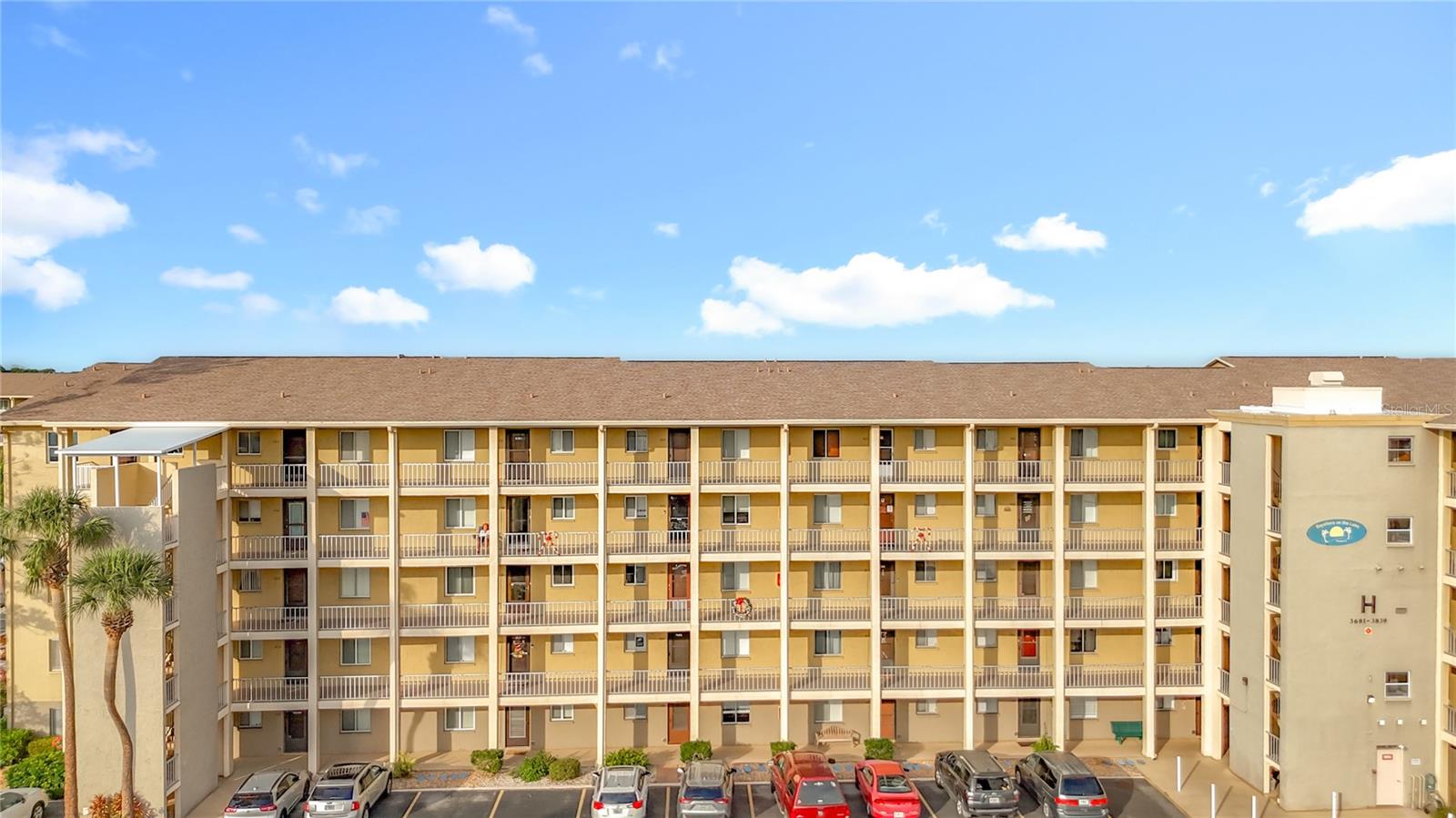 BAYSHORE ON THE LAKE APTS II SEC 1 - Residential