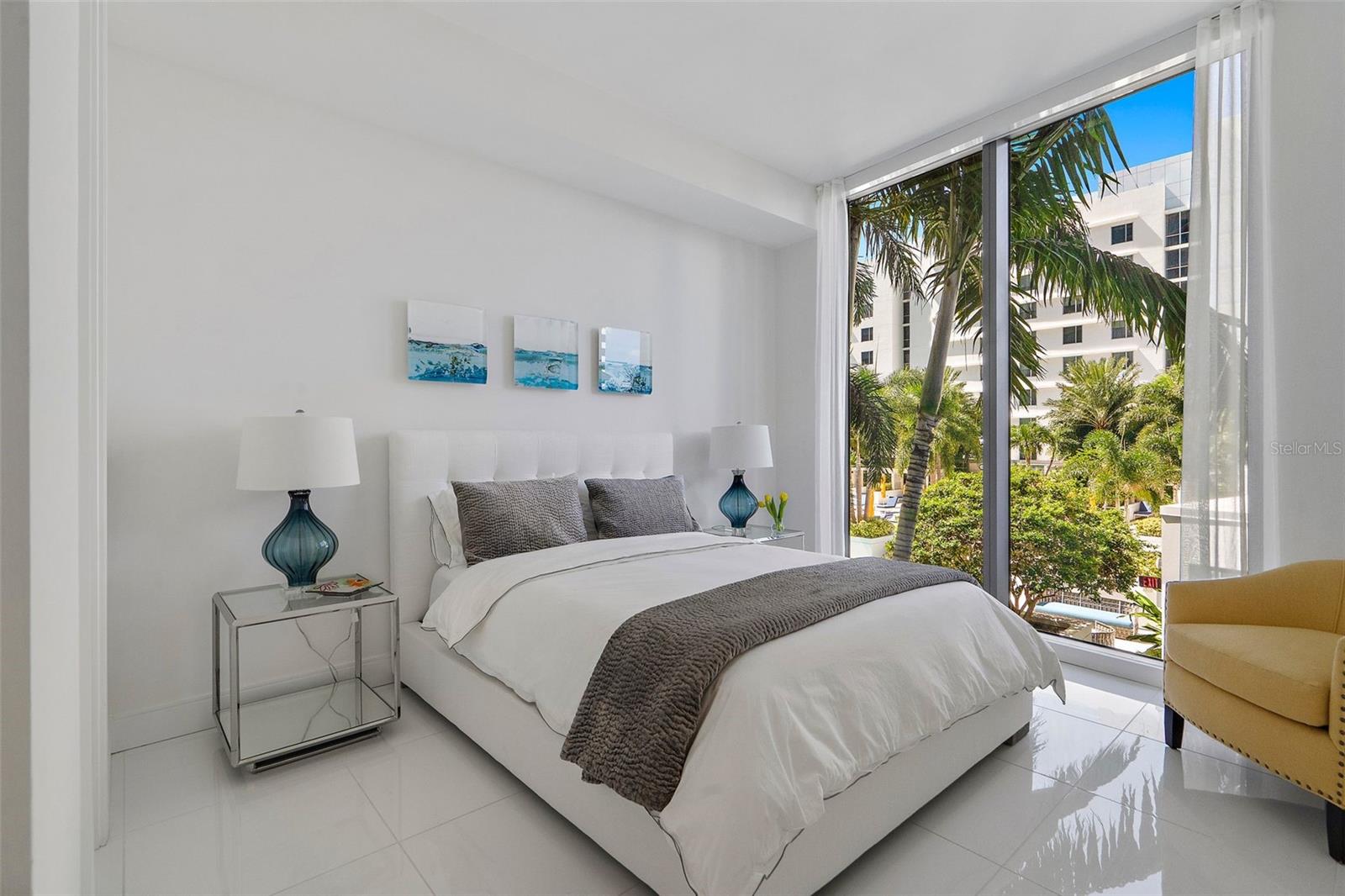 ONE ST. PETERSBURG - Residential