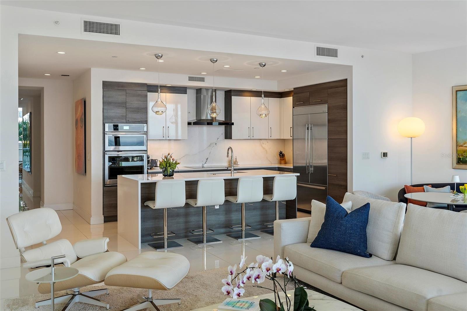 ONE ST. PETERSBURG - Residential