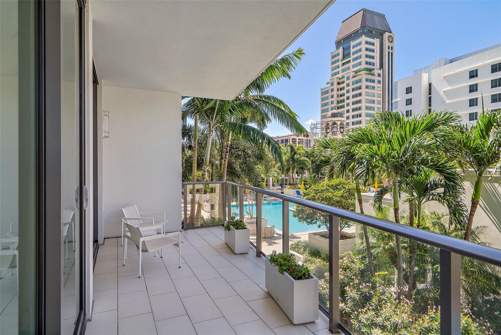 ONE ST. PETERSBURG - Residential