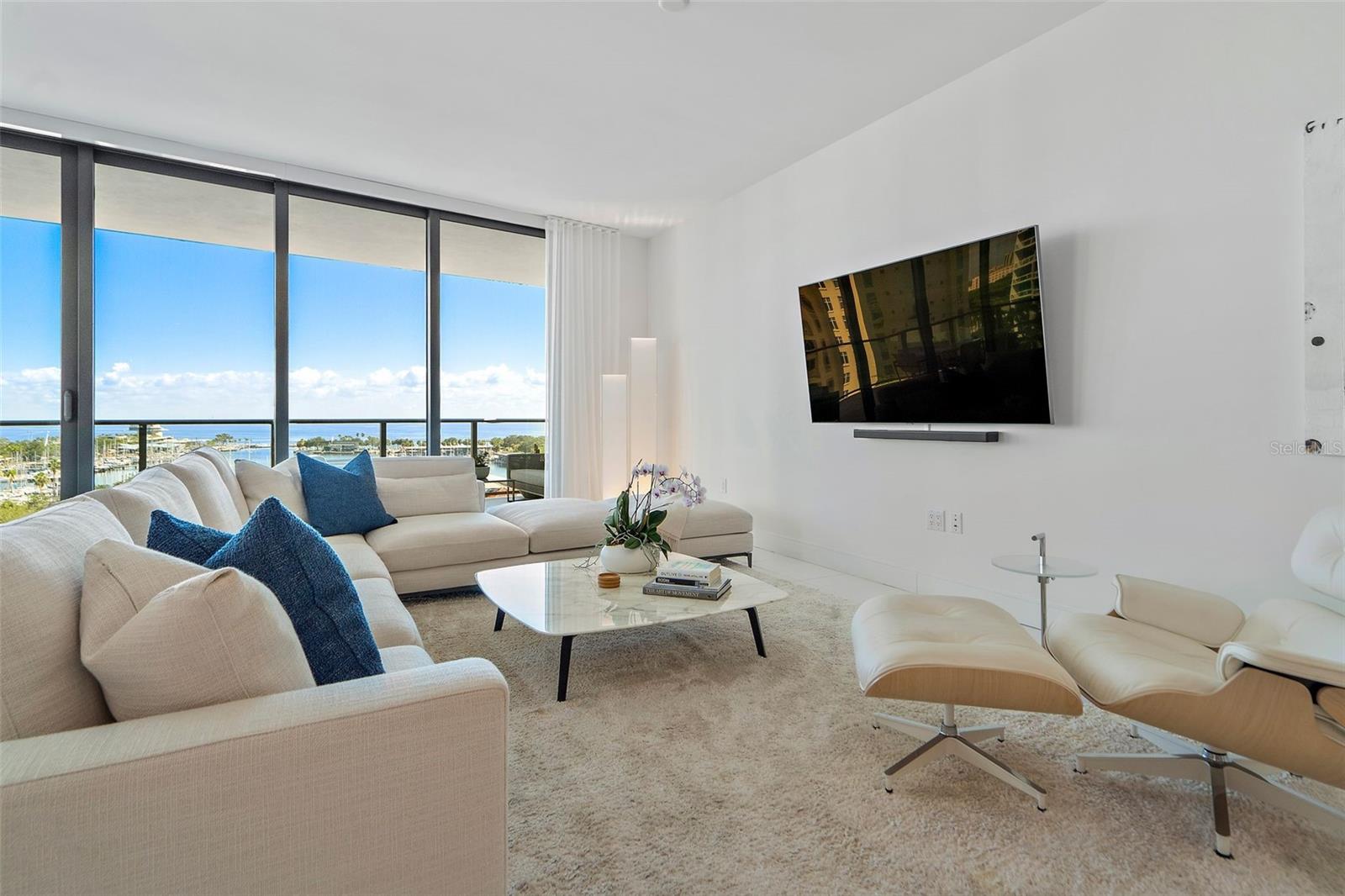 ONE ST. PETERSBURG - Residential