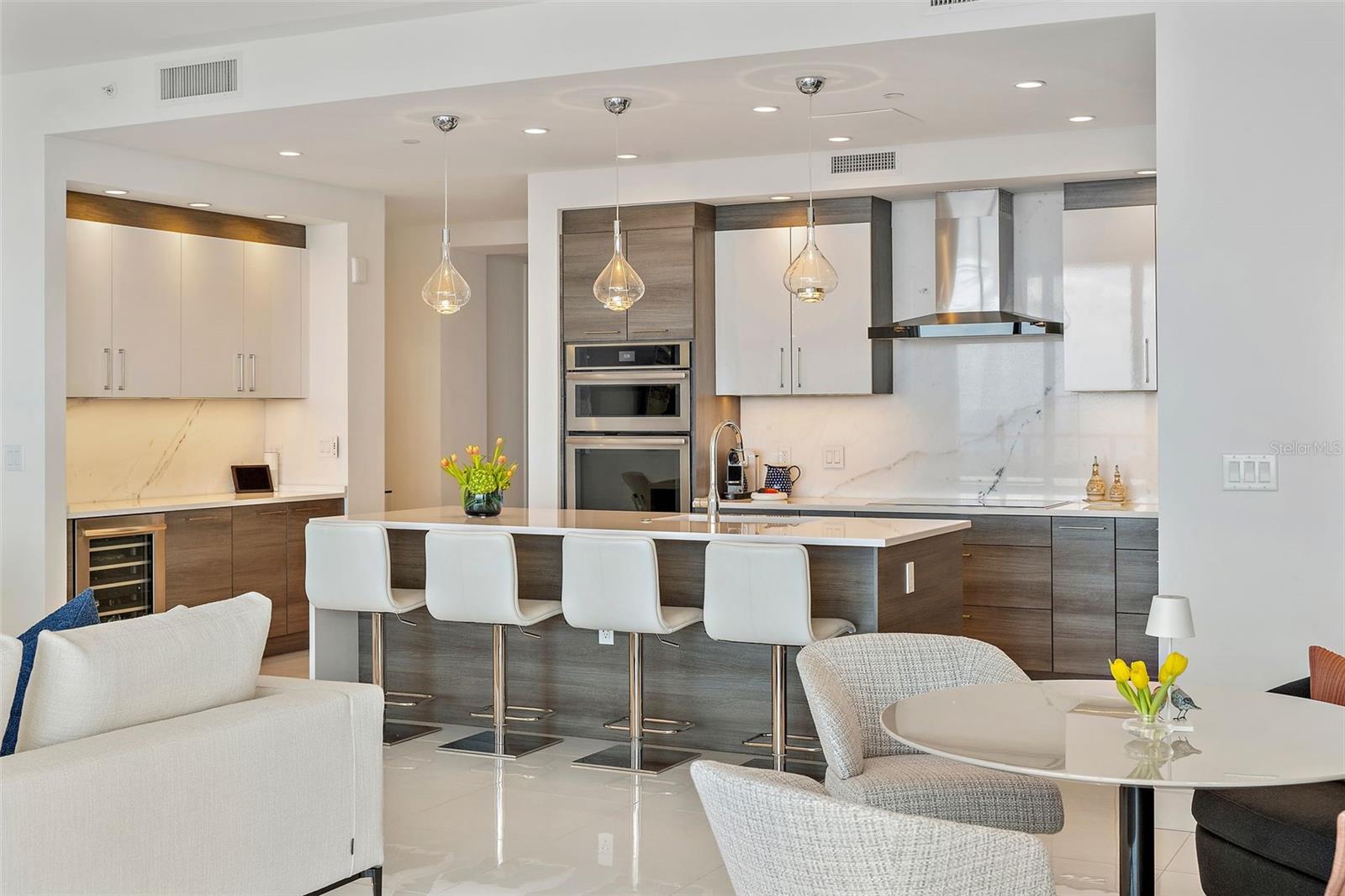 ONE ST. PETERSBURG - Residential