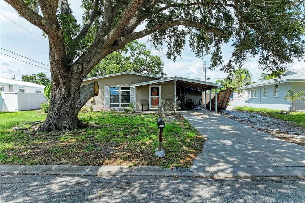 Photo of 3307 Miami Place, Bradenton, FL 34207 (MLS # A4656014)