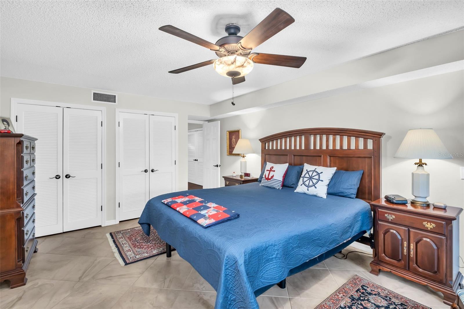 GULF FRONT LAGOON CONDO - Residential