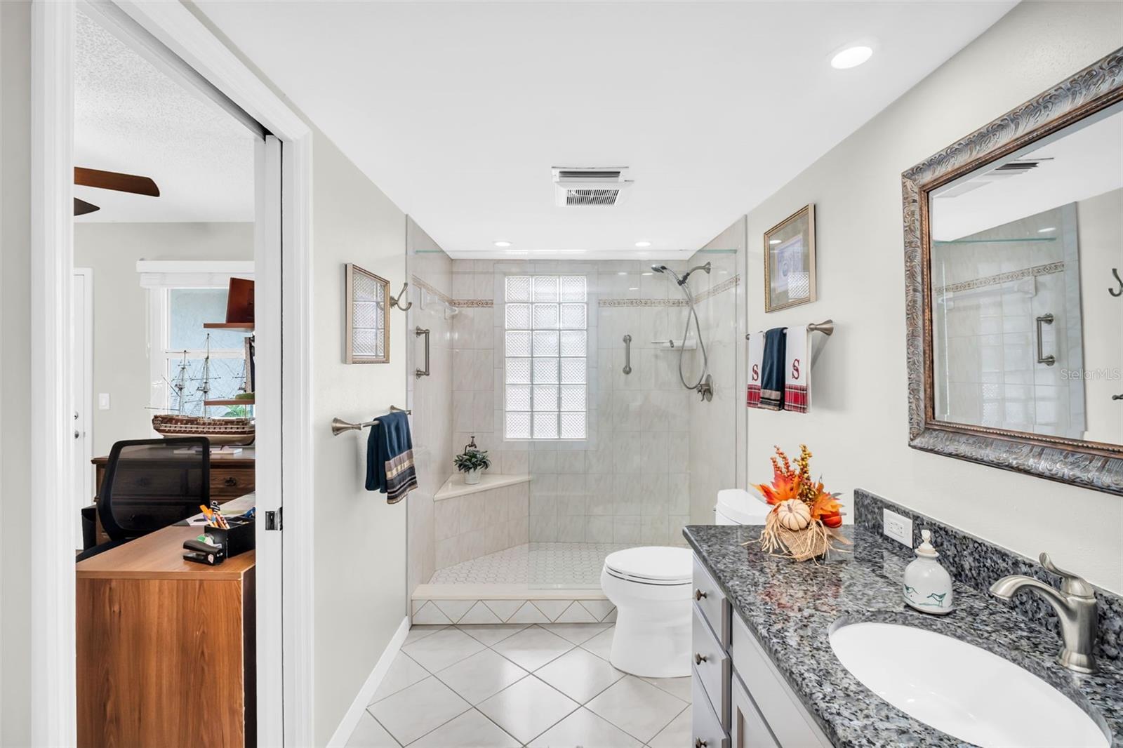 GULF FRONT LAGOON CONDO - Residential