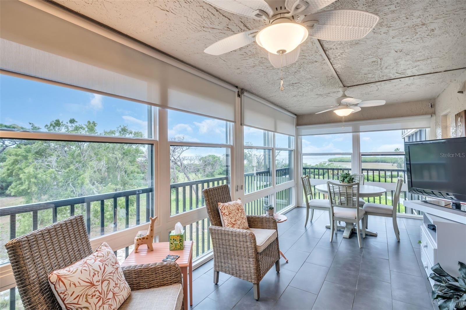 GULF FRONT LAGOON CONDO - Residential