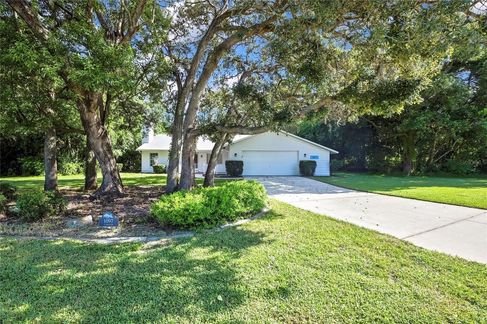 1097 FLORIAN WAY