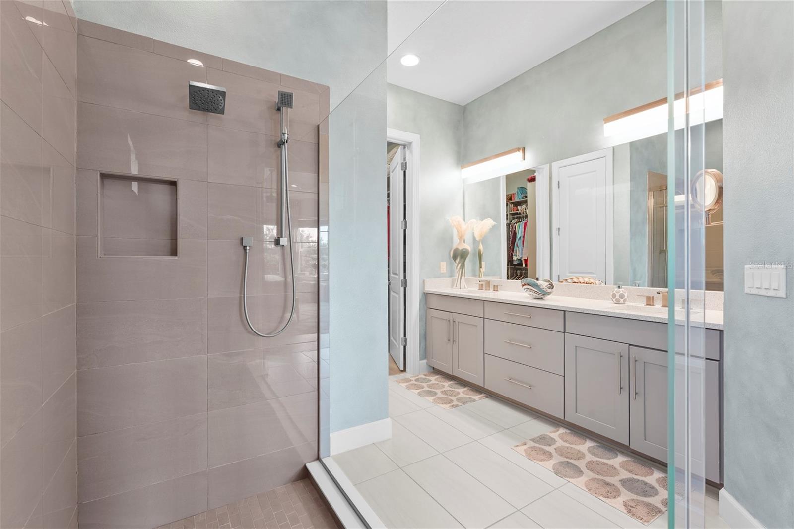 ESPLANADE ON PALMER RANCH - Residential