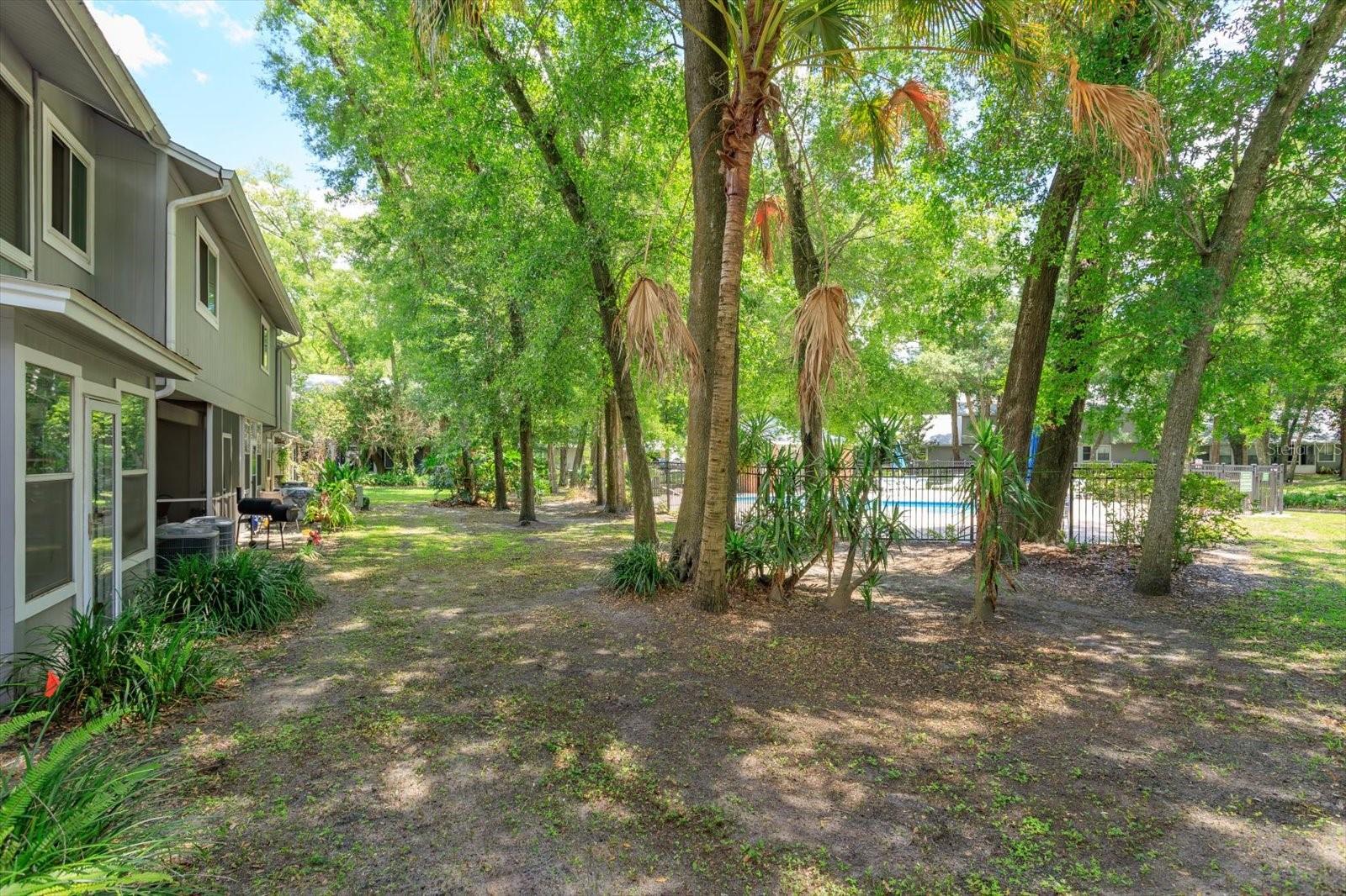 OAK HARBOUR SEC 3 A CONDO - Residential