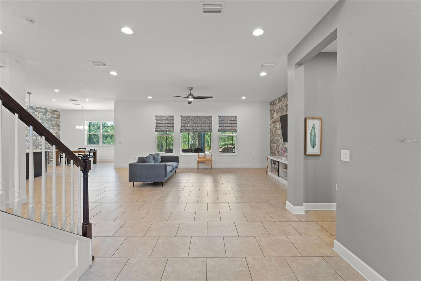 2793 AUTUMN BREEZE WAY