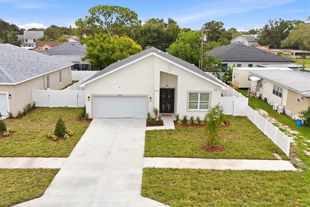 Photo of 6050 105th Terrace N, Pinellas Park, FL 33782 (MLS # O6447592)