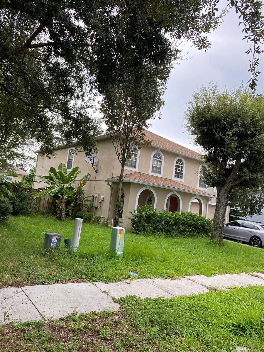 2670 PALMETTO RIDGE CIRCLE