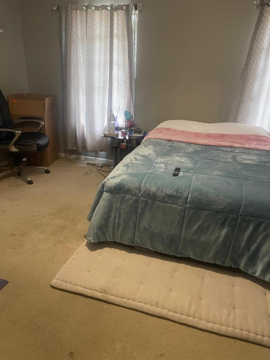 ROLLING OAKS - Residential