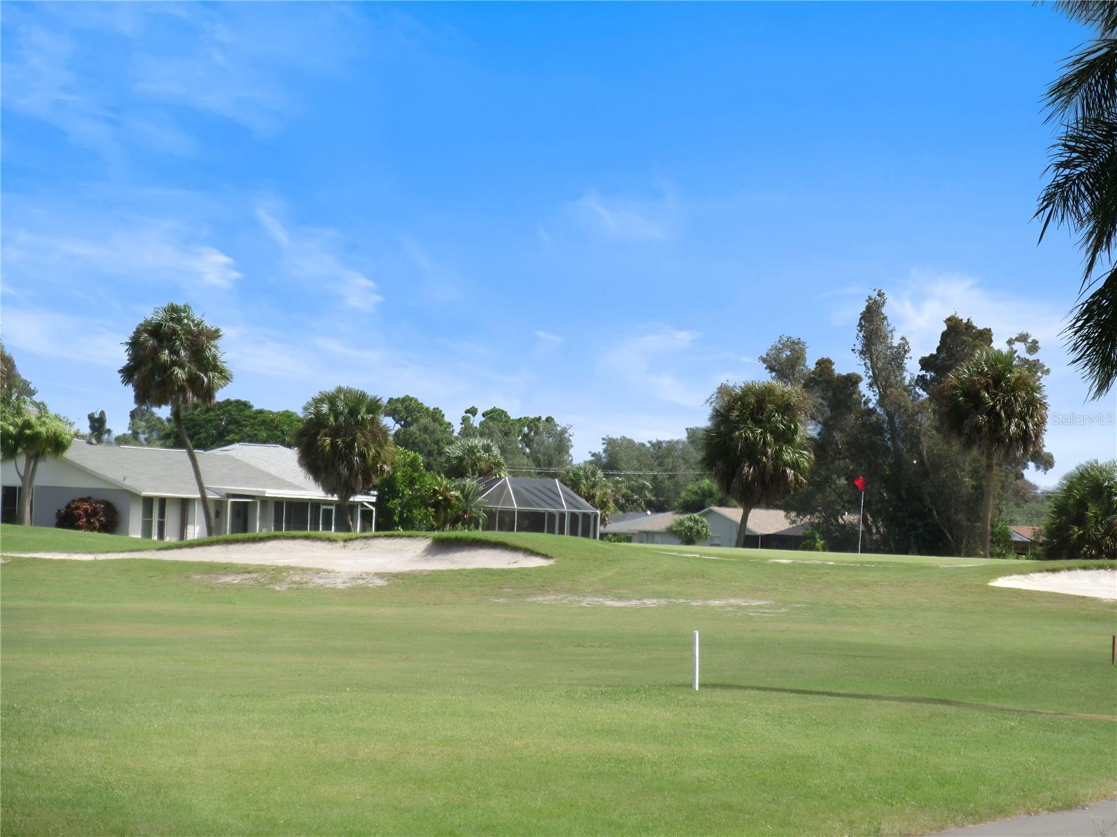 66 OAKLAND HILLS COURT
