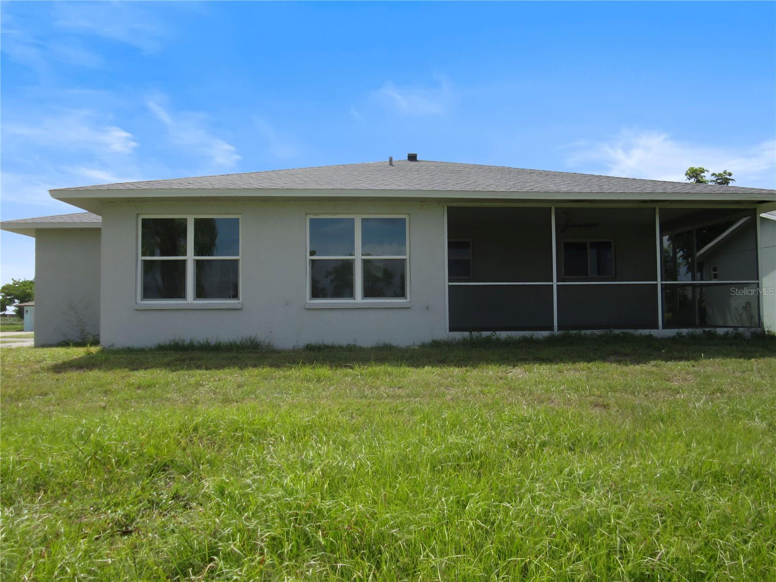 66 OAKLAND HILLS COURT