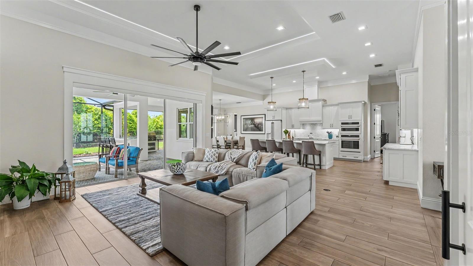HALLAM PRESERVE EAST - Residential