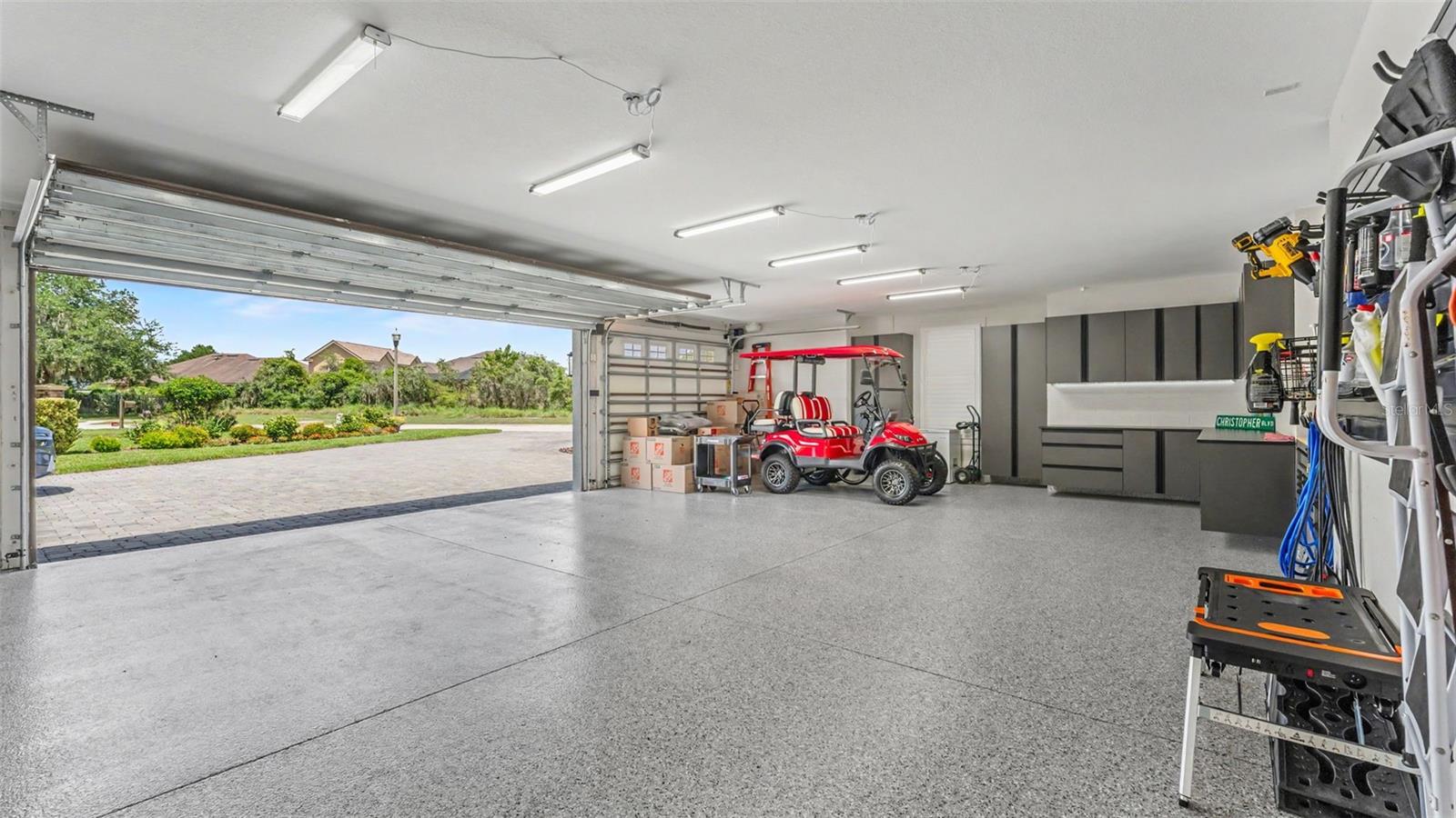 HALLAM PRESERVE EAST - Residential