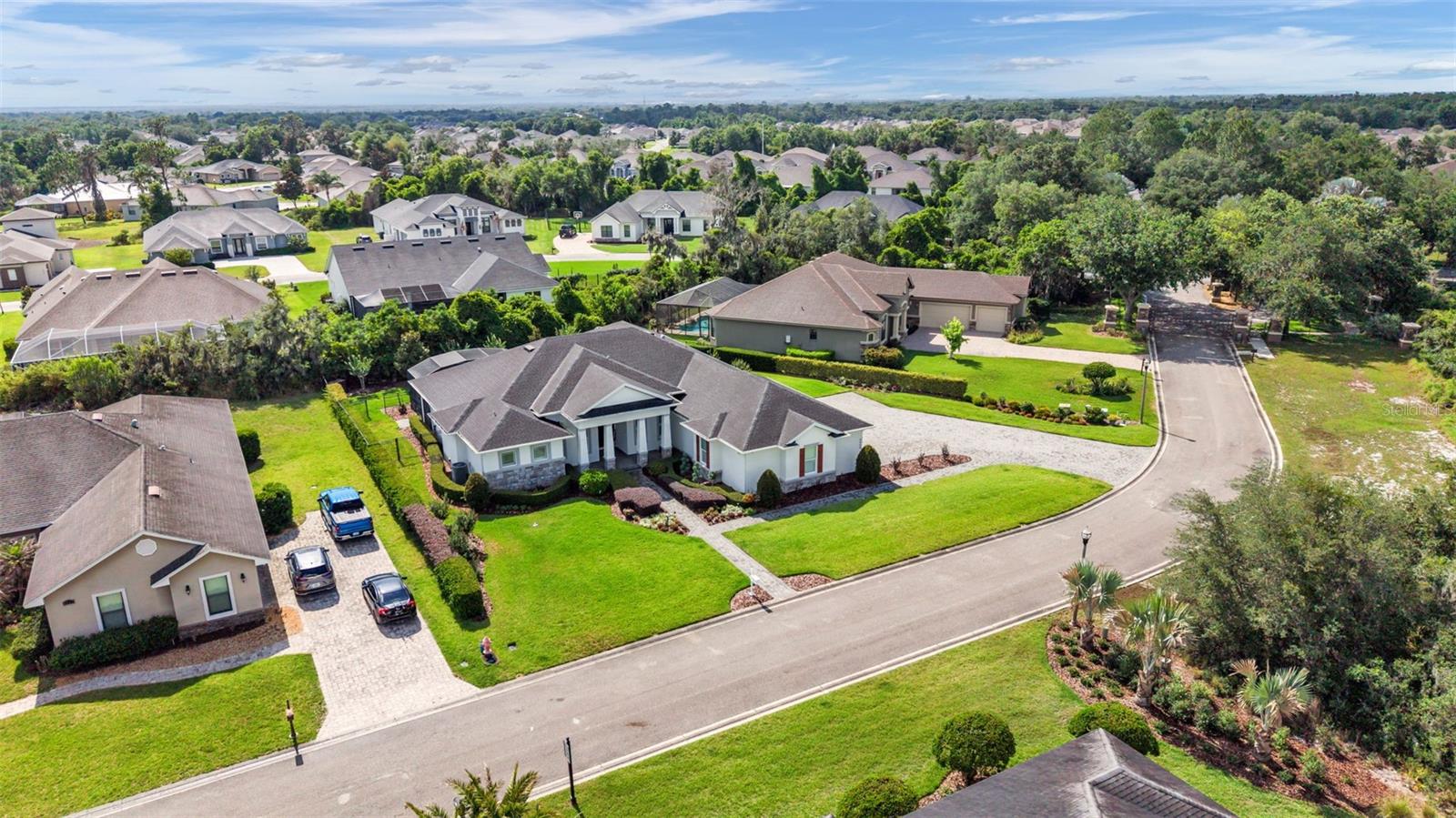 HALLAM PRESERVE EAST - Residential