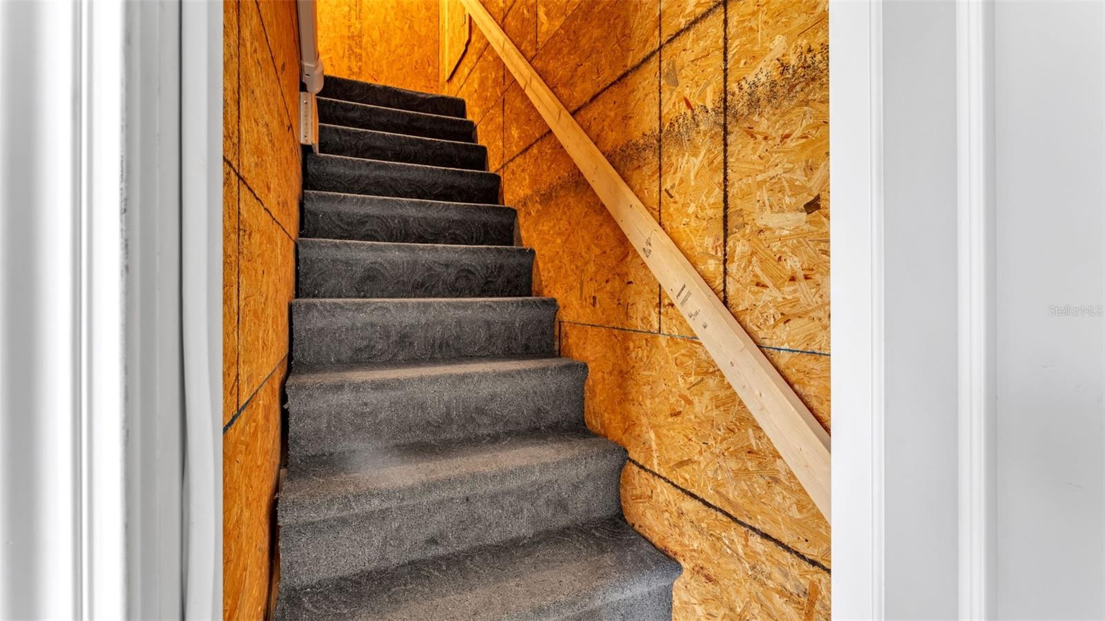 HALLAM PRESERVE EAST - Residential